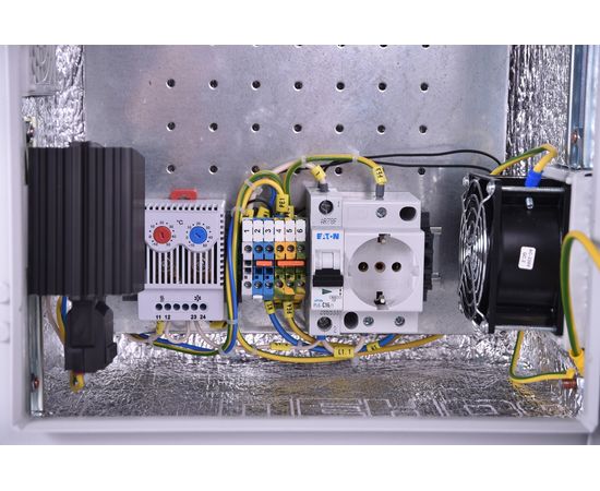  Шкаф серверный ЦМО Эконом (ШТВ-НЭ-6.6.3-3ААА-Т2) настенный 13U 600x300мм пер.дв.стал.лист задн.дв.спл.стал.лист несъемные серый 270мм 27кг 600мм IP66 