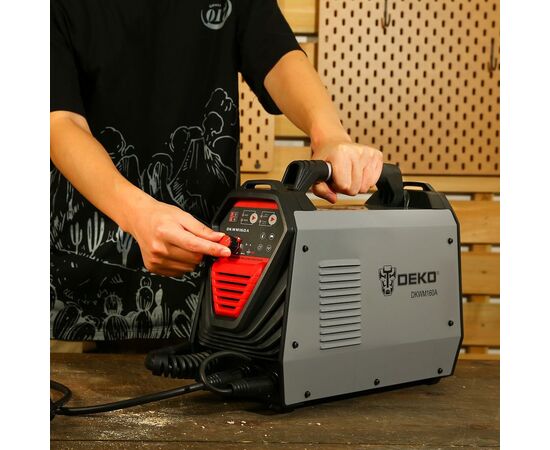  Сварочный аппарат Deko DKWM160A (051-4669) 