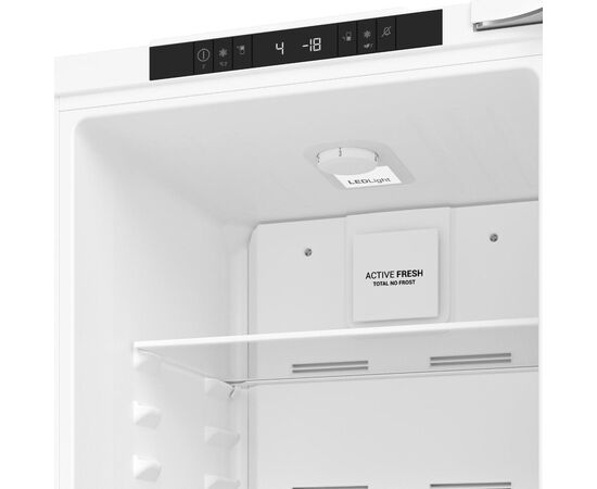  Холодильник встраиваемый Hotpoint HBT 18 